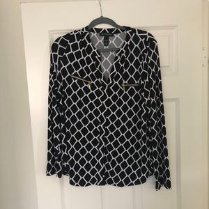 Womens Inc Diamond Printed Zip-Pocket Top